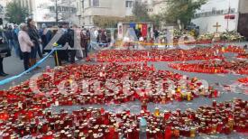 Imaginile dureroase din fața clubului Colectiv, după o săptămână de lacrimi  