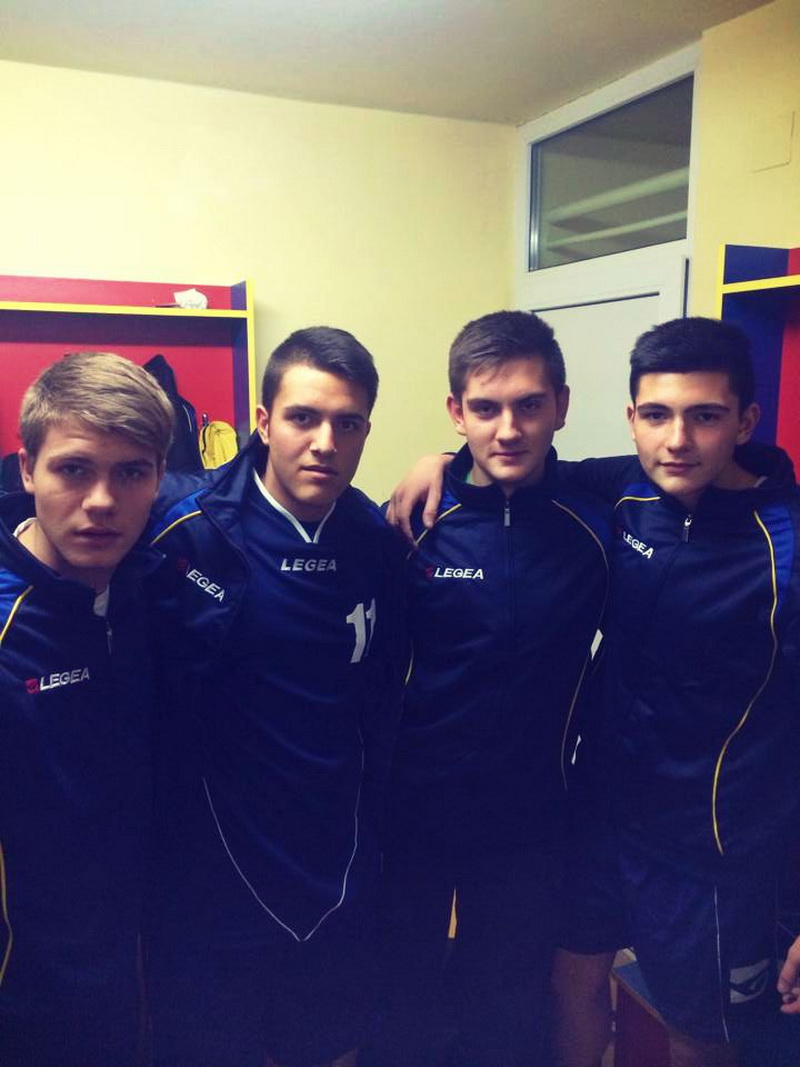 handbalistii juniori de la css1 constanta fac furori uriasul din murfatlar raul manoila bombardeaza portile handbalistii juniori de la css1 constanta fac furori uriasul din murfatlar raul manoila bombardeaza portile