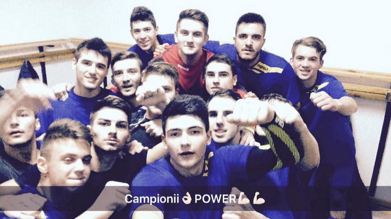 handbalistii juniori de la css1 constanta fac furori uriasul din murfatlar raul manoila bombardeaza portile handbalistii juniori de la css1 constanta fac furori uriasul din murfatlar raul manoila bombardeaza portile