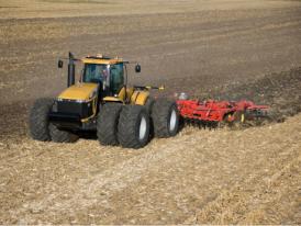 Topzone SRL va preda Regiei Naționale a Pădurilor - Romsilva RA un tractor agricol (document)