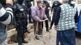 Exclusiv UPDATE 2 - Retrocedare cu cântec, pe strada Arhiepiscopiei din Constanţa (galerie foto+video)        