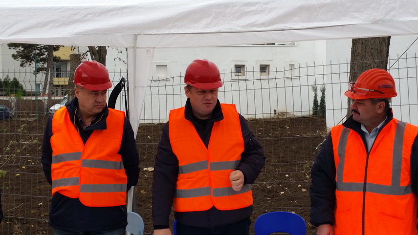 primaria eforie a inceput lucrarile pentru reteaua de gaze ovidiu brailoiu speram sa terminam in urmatorii primaria eforie a inceput lucrarile pentru reteaua de gaze ovidiu brailoiu speram sa terminam in urmatorii