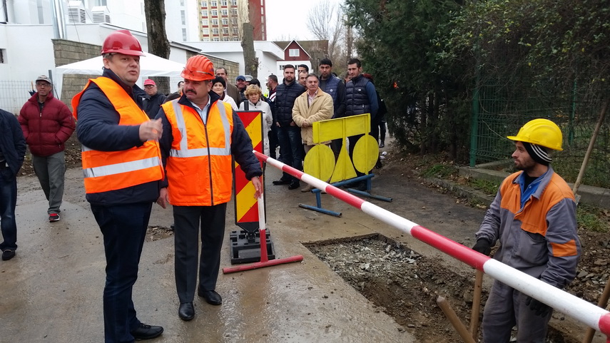 primaria eforie a inceput lucrarile pentru reteaua de gaze ovidiu brailoiu speram sa terminam in urmatorii primaria eforie a inceput lucrarile pentru reteaua de gaze ovidiu brailoiu speram sa terminam in urmatorii