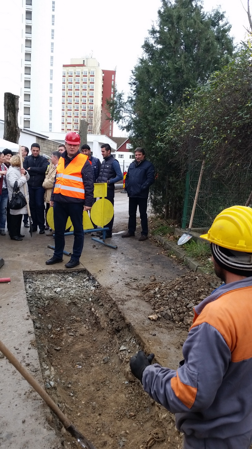 primaria eforie a inceput lucrarile pentru reteaua de gaze ovidiu brailoiu speram sa terminam in urmatorii primaria eforie a inceput lucrarile pentru reteaua de gaze ovidiu brailoiu speram sa terminam in urmatorii