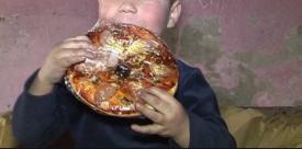 Peste jumătate din copiii din România, expuşi riscului de sărăcie