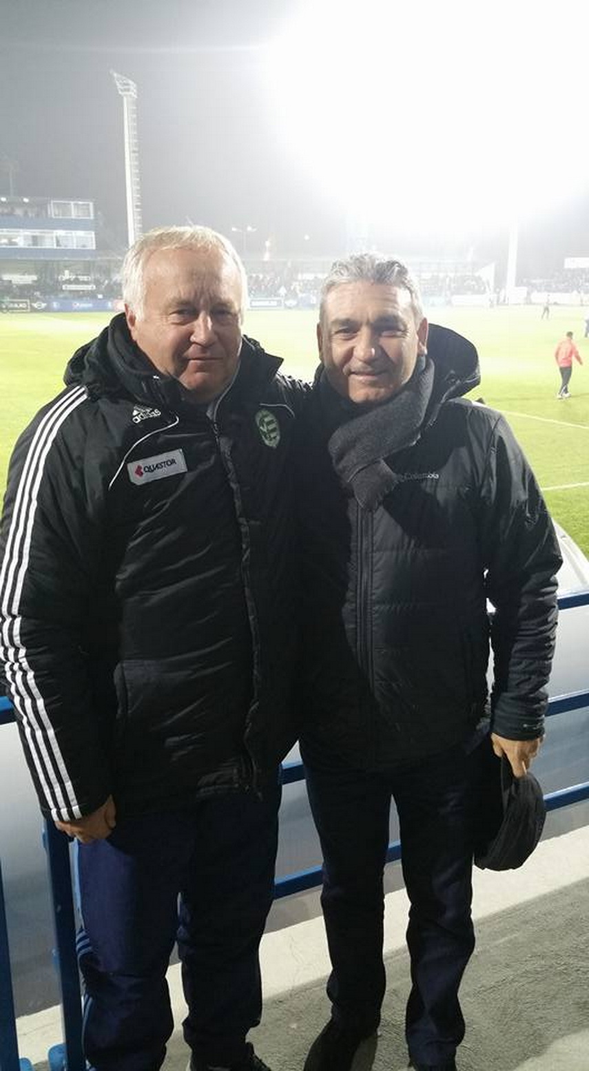 fotbalist la farul constanta onisor nicorec a facut schimb de tricouri cu thomas muller de la bayern fotbalist la farul constanta onisor nicorec a facut schimb de tricouri cu thomas muller de la bayern