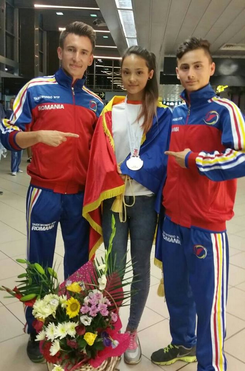 aur pentru mihail kogalniceanu ovidiu trifan si malina mihaila cei mai buni seniori ai balcanilor la aur pentru mihail kogalniceanu ovidiu trifan si malina mihaila cei mai buni seniori ai balcanilor la