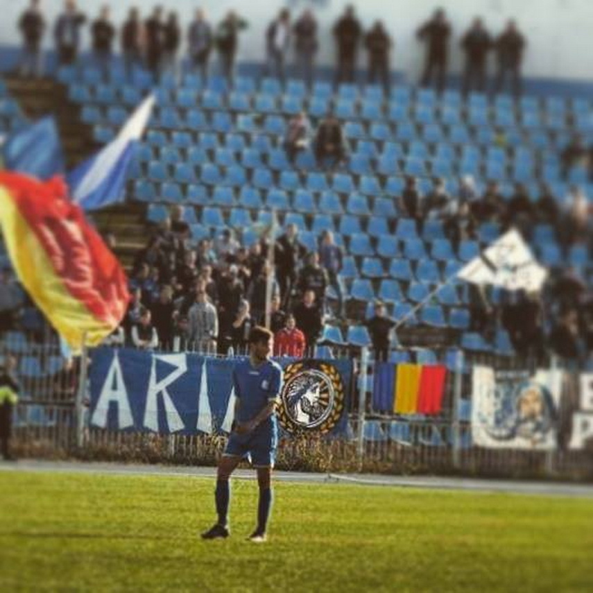 fiul lui sandu taranu fotbalistul tudor taranu de la farul constanta copil de mingi la meciurile stelei fiul lui sandu taranu fotbalistul tudor taranu de la farul constanta copil de mingi la meciurile stelei