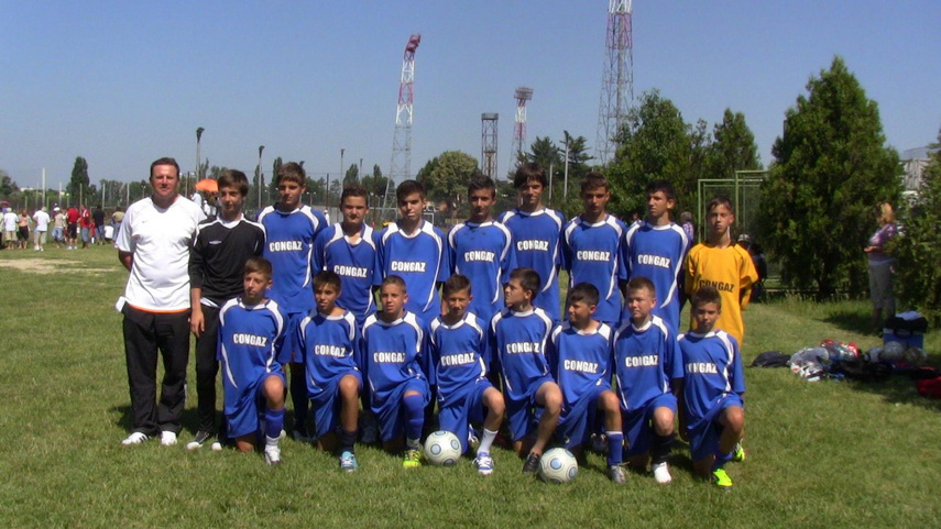 fiul lui sandu taranu fotbalistul tudor taranu de la farul constanta copil de mingi la meciurile stelei fiul lui sandu taranu fotbalistul tudor taranu de la farul constanta copil de mingi la meciurile stelei