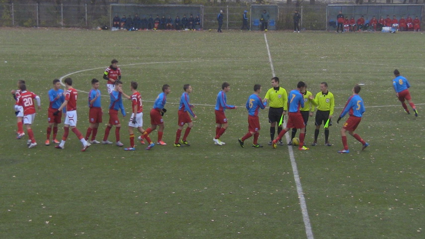 fiul lui sandu taranu fotbalistul tudor taranu de la farul constanta copil de mingi la meciurile stelei fiul lui sandu taranu fotbalistul tudor taranu de la farul constanta copil de mingi la meciurile stelei