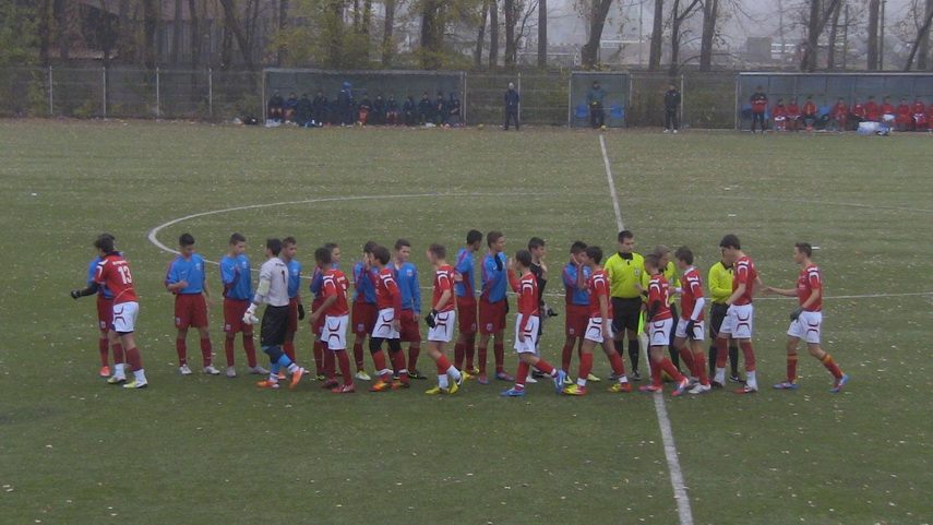 fiul lui sandu taranu fotbalistul tudor taranu de la farul constanta copil de mingi la meciurile stelei fiul lui sandu taranu fotbalistul tudor taranu de la farul constanta copil de mingi la meciurile stelei
