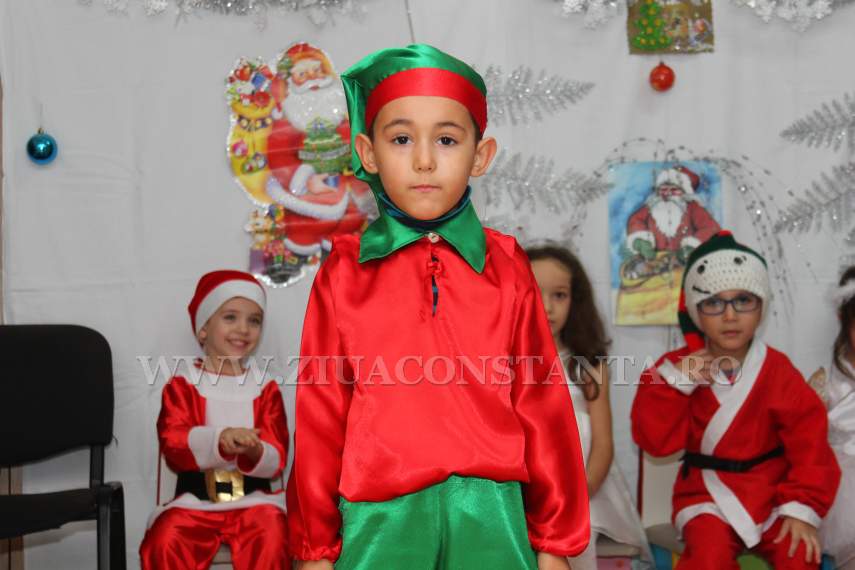 fotoreportaj pentru copiii din lumea florilor mos craciun a venit 575657 fotoreportaj pentru copiii din lumea florilor mos craciun a venit 575657