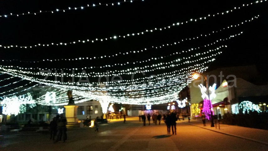 fotoreportaj atmosfera de sarbatoare in piata ovidiu 575710