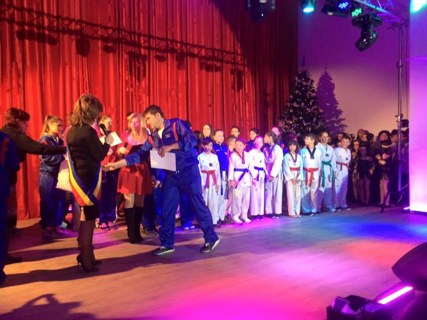 performantele sportivilor de taekwondo au fost rasplatite la mihail kogalniceanu primarul ancuta belu performantele sportivilor de taekwondo au fost rasplatite la mihail kogalniceanu primarul ancuta belu