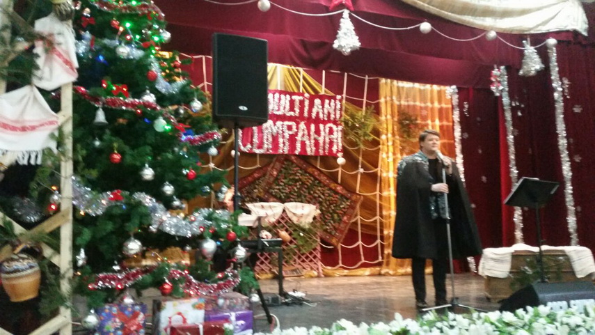 la invitatia primarului mariana gaju fuego a cantat pentru cumpaneni colinde si cantece de suflet galerie la invitatia primarului mariana gaju fuego a cantat pentru cumpaneni colinde si cantece de suflet galerie