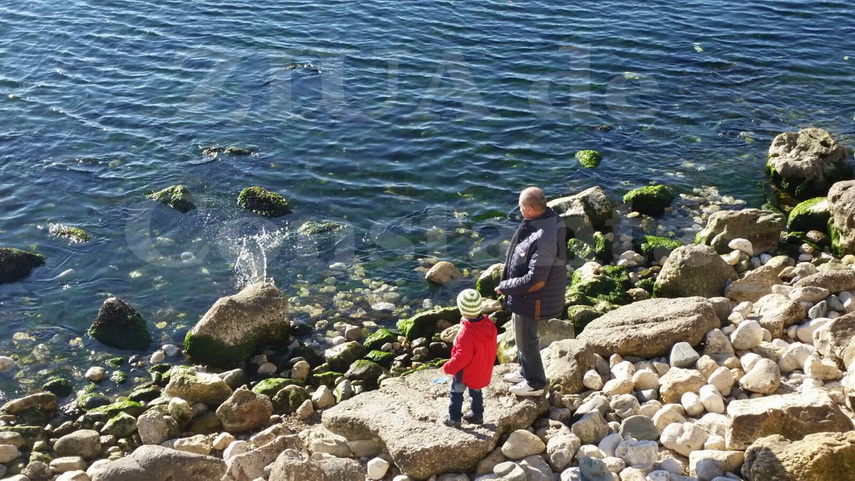 fotoreportaj sute de persoane pe faleza din constanta zi de exceptie imagini minunate 577351 fotoreportaj sute de persoane pe faleza din constanta zi de exceptie imagini minunate 577351