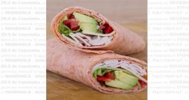 Rețete pentru masa de Revelion Wrap picant cu pui si avocado 