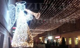 Fotoreportaj Brașovul pregătit să întâmpine noul an (video)