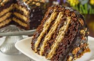 ecuisine.ro Tort cu cafea şi cremă caramel