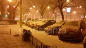 Fotoreportaj Imagini nocturne din Constanţa albită de zăpadă (video)