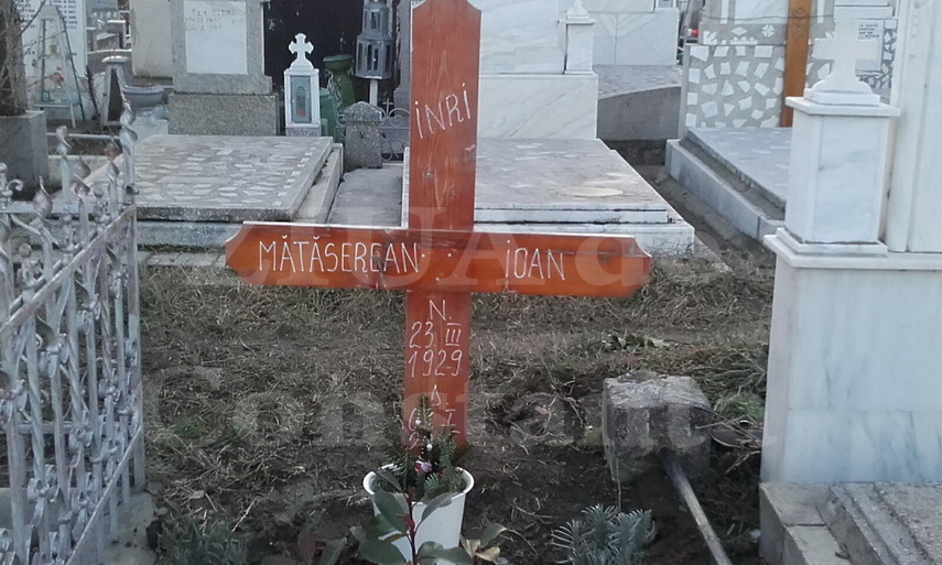 mormantul pictorului ionel matasareanu a fost curatat 578779 mormantul pictorului ionel matasareanu a fost curatat 578779