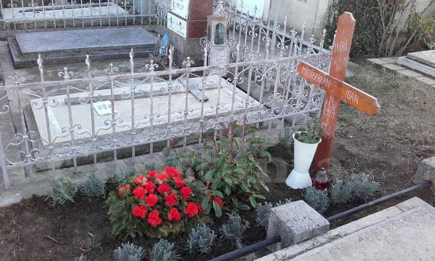 mormantul pictorului ionel matasareanu a fost curatat 578779 mormantul pictorului ionel matasareanu a fost curatat 578779