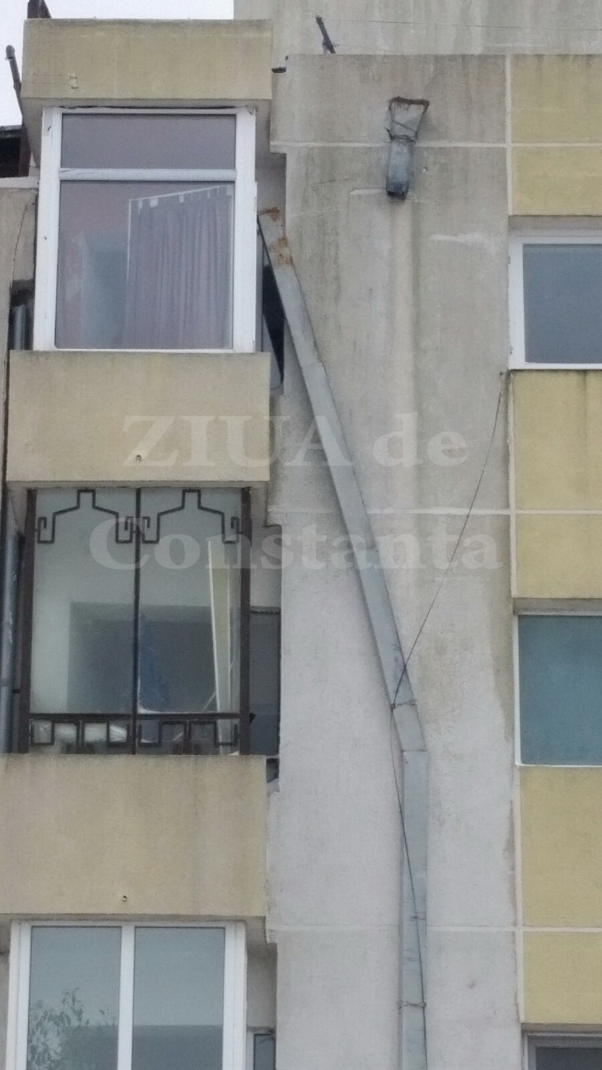 pericol pentru pietoni pe strada 22 decembrie 1989 din constanta 579224 pericol pentru pietoni pe strada 22 decembrie 1989 din constanta 579224