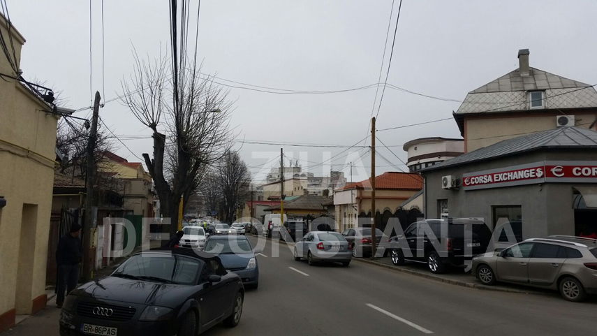 accident cu trei masini in constanta pe strada poporului 581368 accident cu trei masini in constanta pe strada poporului 581368