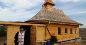 Părintele Ghelasie îndeamnă la rugăciune Mănăstirea „Sfântul Ioan Rusul“, unde chemarea Domnului se aude din tăcerea pietrelor (galerie foto)