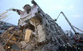 Fotoreportaj Forța naturii. Cutremur de 6.4 în Taiwan. Clădiri răsturnate. Imagini înfricoșătoare fac înconjurul lumii