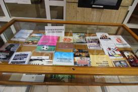 Cărțile scrise în pușcărie pot fi... admirate la Biblioteca Județeană Constanta (fotoreportaj)    