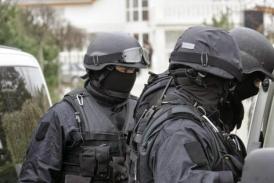 EXCLUSIV. Zeci de fapte la nivel naţional Grupare infracţională destructurată de procurorii şi poliţiştii din Constanţa  