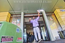 Revolta studenţilor nigerieni de la UMC, redată prin fotografii 