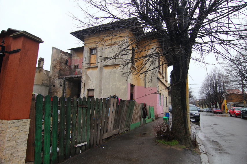 dgaspc face primii pasi pentru infiintarea unui nou centru de autism o casa de pe strada ion lahovari dgaspc face primii pasi pentru infiintarea unui nou centru de autism o casa de pe strada ion lahovari