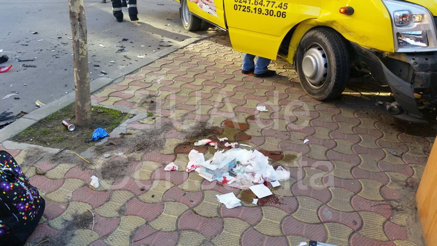 copii raniti la intersectia strazilor tudor vladimirescu si mihaileanu accident grav cu un microbuz scolar copii raniti la intersectia strazilor tudor vladimirescu si mihaileanu accident grav cu un microbuz scolar
