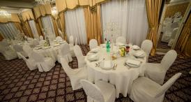 Show incendiar la restaurantul Colonadelor din Constanţa, de Ziua Femeii (galerie foto)