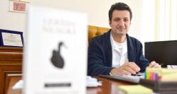 Sondaj de opinie 53% dintre participanţi cred că ministrul Sănătăţii ar trebui să-şi dea demisia pentru ancheta eşuată în cazul decesului bebeluşilor din Argeş