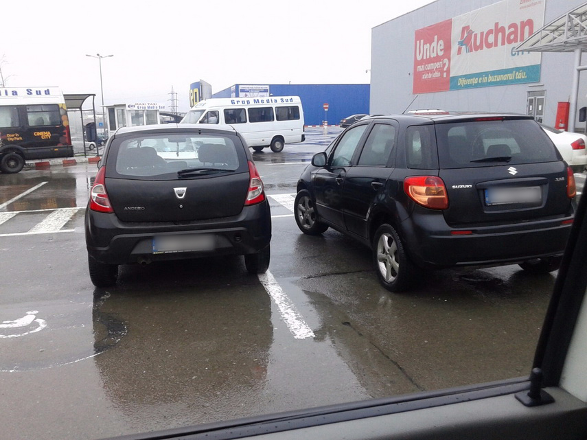 din ciclul parchez ca un bou asa se parcheaza la supermarketul din bulevardul aurel vlaicu 585096 din ciclul parchez ca un bou asa se parcheaza la supermarketul din bulevardul aurel vlaicu 585096