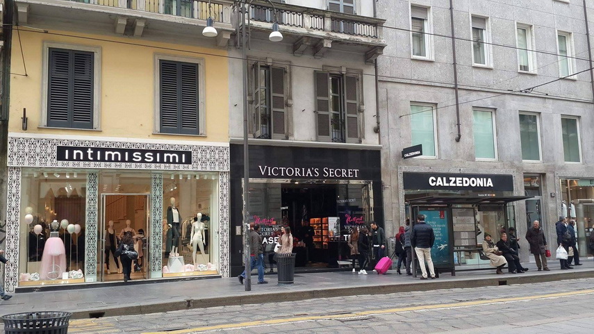 fostul portar al fc farul de ziua sa vlad neagu i a cerut mana anamariei cristea in fata domului din fostul portar al fc farul de ziua sa vlad neagu i a cerut mana anamariei cristea in fata domului din