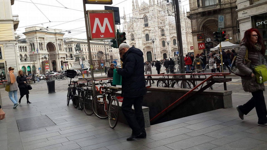 fostul portar al fc farul de ziua sa vlad neagu i a cerut mana anamariei cristea in fata domului din fostul portar al fc farul de ziua sa vlad neagu i a cerut mana anamariei cristea in fata domului din