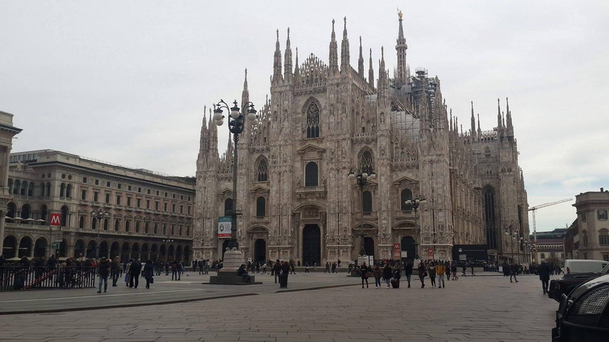 fostul portar al fc farul de ziua sa vlad neagu i a cerut mana anamariei cristea in fata domului din fostul portar al fc farul de ziua sa vlad neagu i a cerut mana anamariei cristea in fata domului din