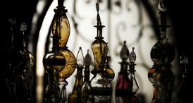 umblat.ro Istoria parfumului – Atelierul miresmelor