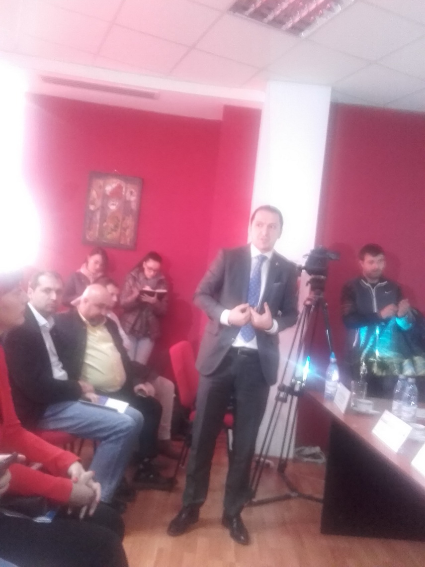 vesti bune pentru mii de turisti am scapat de rechinii cu sezlonguri 586951 vesti bune pentru mii de turisti am scapat de rechinii cu sezlonguri 586951