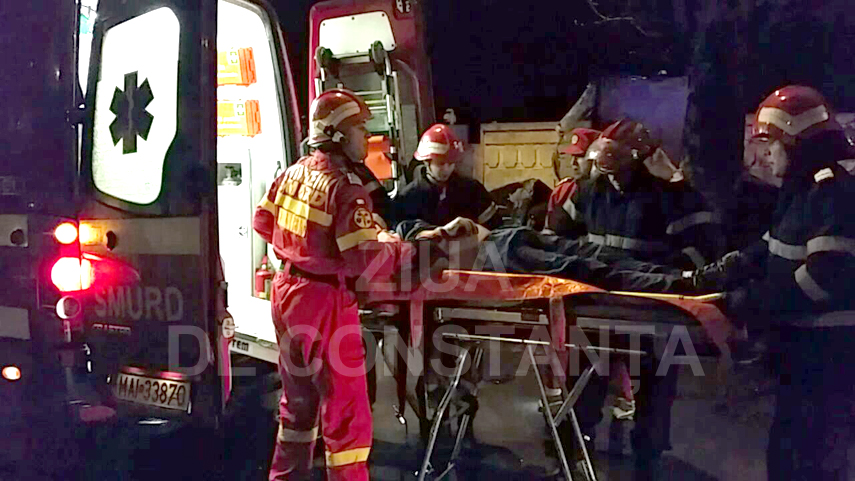 accident grav update2 a intrat cu masina intr un copac si s a proptit in gardul cimitirului de pe bulevardul accident grav update2 a intrat cu masina intr un copac si s a proptit in gardul cimitirului de pe bulevardul