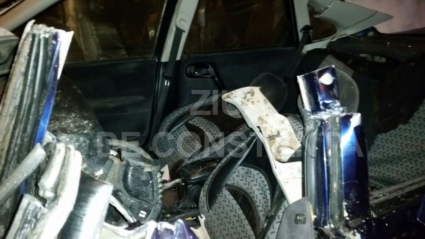 accident grav update2 a intrat cu masina intr un copac si s a proptit in gardul cimitirului de pe bulevardul accident grav update2 a intrat cu masina intr un copac si s a proptit in gardul cimitirului de pe bulevardul