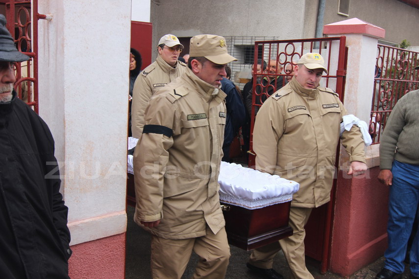 doliu in familia lui costi ionita tatal si unchiul artistului inmormantati cu onoruri militare in cimitirul doliu in familia lui costi ionita tatal si unchiul artistului inmormantati cu onoruri militare in cimitirul
