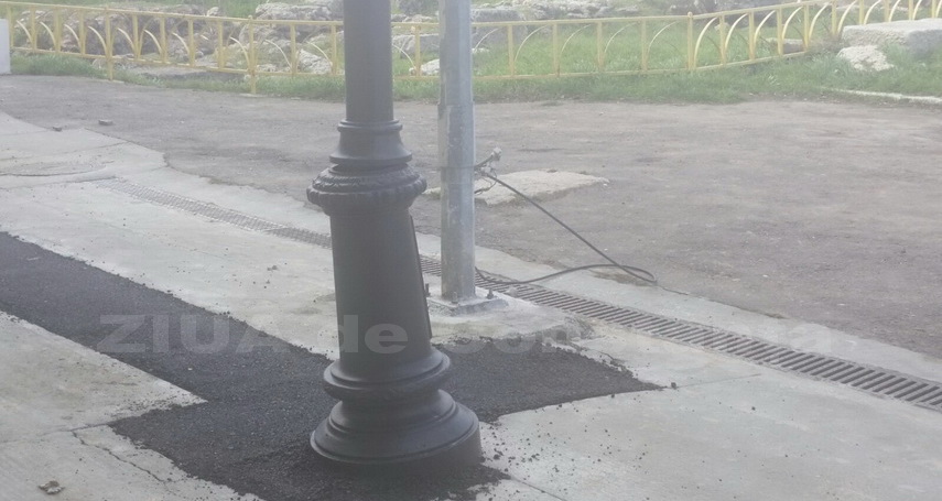atentie constanteni sta sa cada un stalp la intersectia strazilor mircea cel batran cu dragos voda galerie atentie constanteni sta sa cada un stalp la intersectia strazilor mircea cel batran cu dragos voda galerie