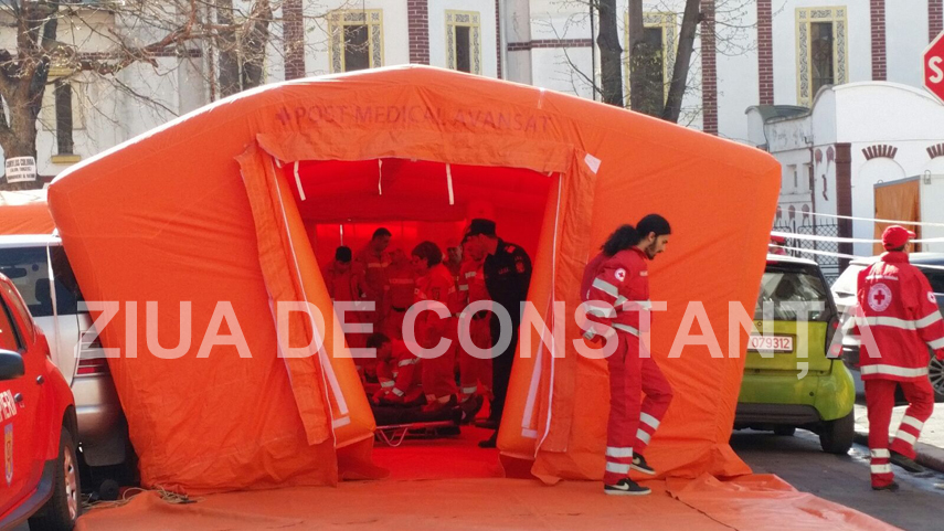 zeci de pompieri isu dobrogea la tomis mall in constanta galerie foto video 588666 zeci de pompieri isu dobrogea la tomis mall in constanta galerie foto video 588666