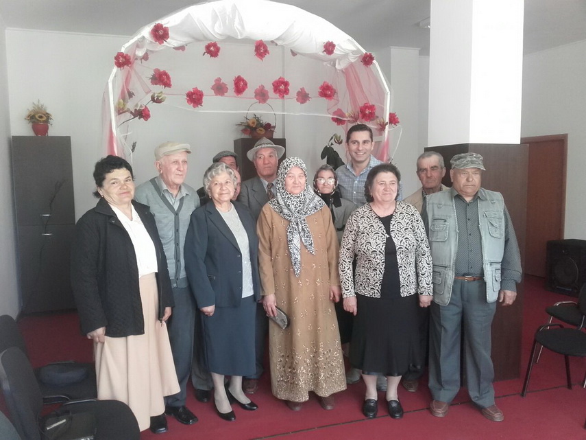 emotii ca in prima zi de casatorie cuplurile de aur din murfatlar premiate de primarul valentin saghiu