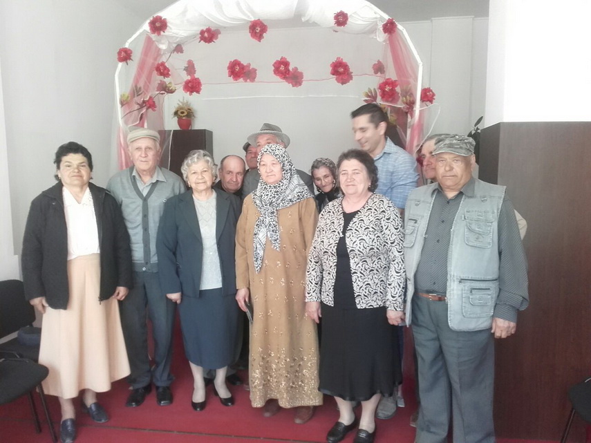 emotii ca in prima zi de casatorie cuplurile de aur din murfatlar premiate de primarul valentin saghiu